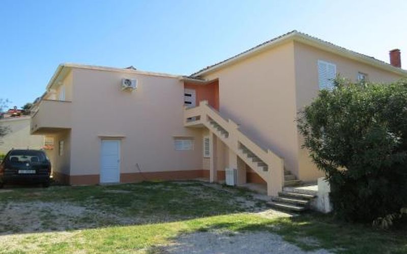 Apartment and Rooms Amenka, Novalja